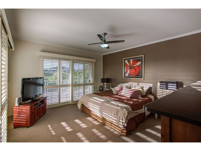 18 Admiral Drive, Dolphin Heads QLD 4740