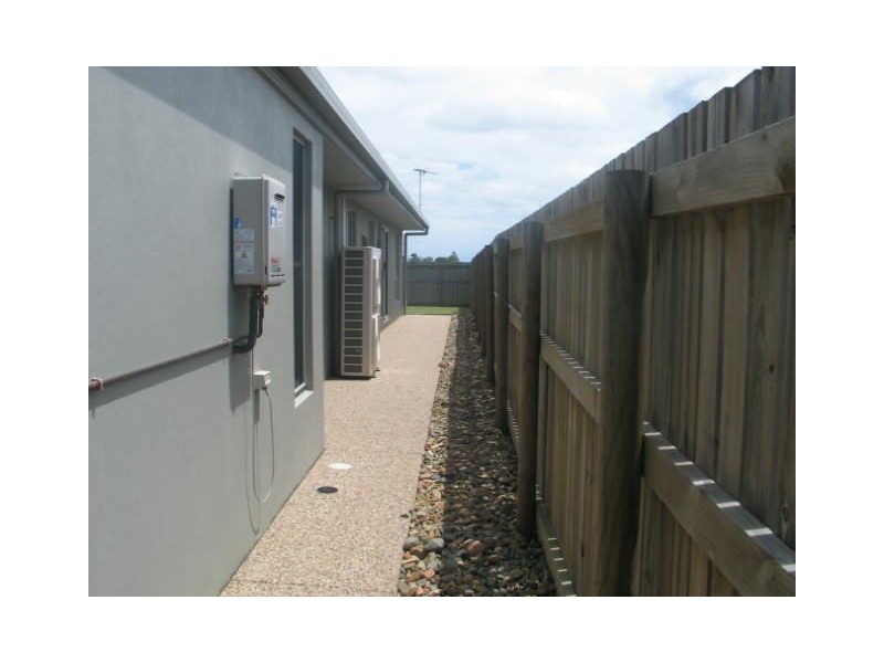 3 Canecutters Drive, Ooralea QLD 4740