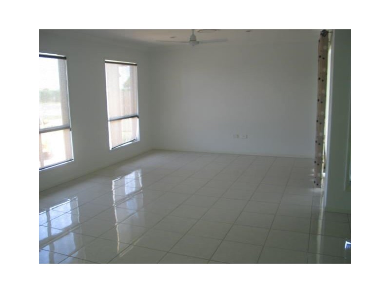 3 Canecutters Drive, Ooralea QLD 4740