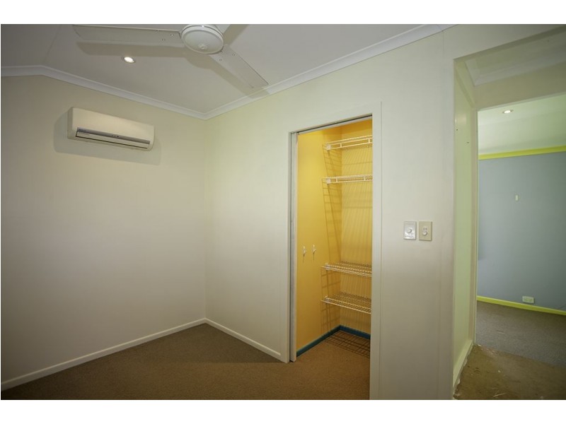 16 Tait Street, West Mackay QLD 4740