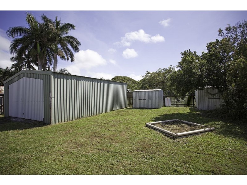 16 Tait Street, West Mackay QLD 4740