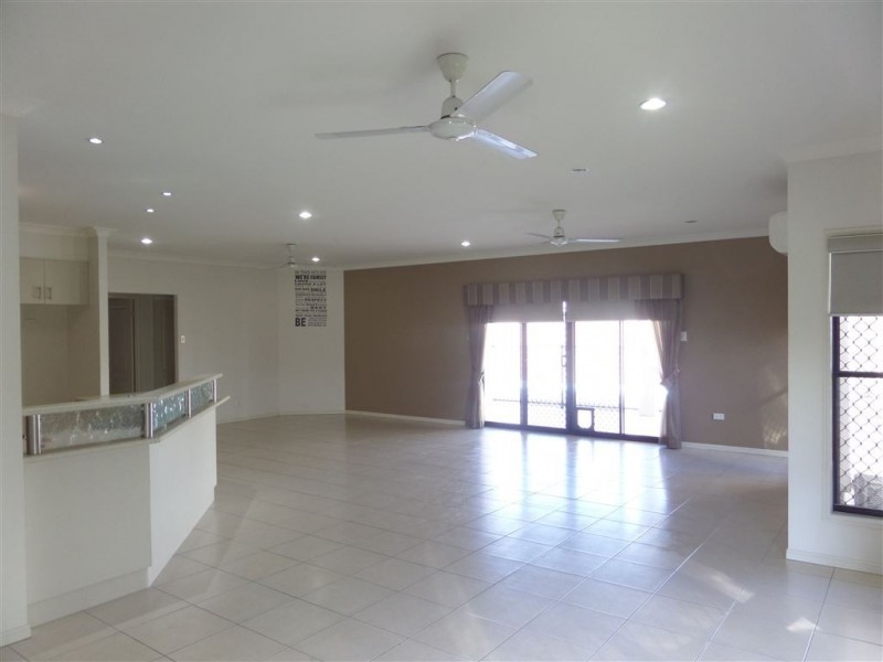 26 Gingham Street, Glenella QLD 4740