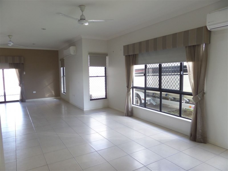 26 Gingham Street, Glenella QLD 4740