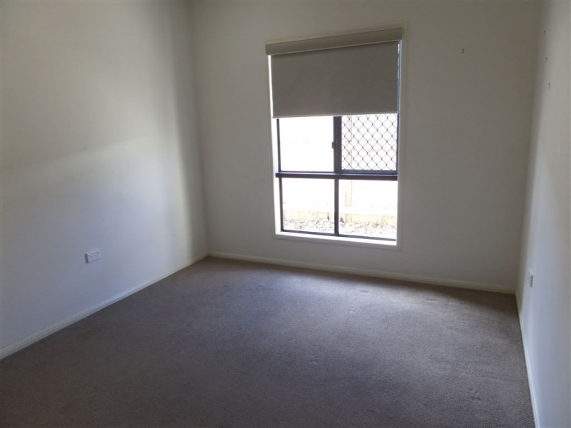 26 Gingham Street, Glenella QLD 4740