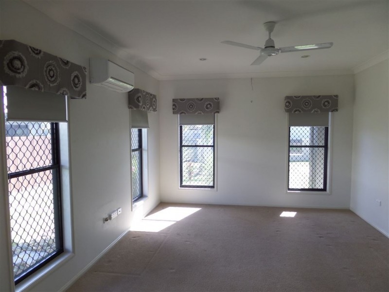 26 Gingham Street, Glenella QLD 4740