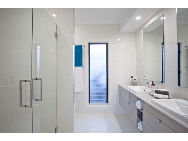 3 Boardrider Boulevard, Shoal Point QLD 4750