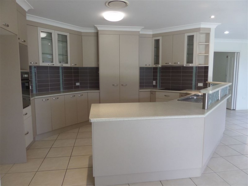 32 Monash Way, Ooralea QLD 4740