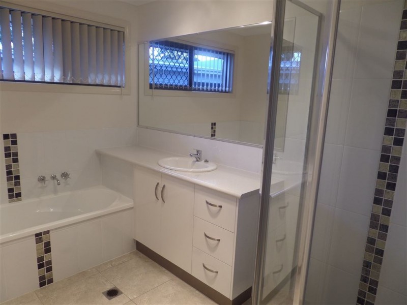 7 Petrea Court, Andergrove QLD 4740