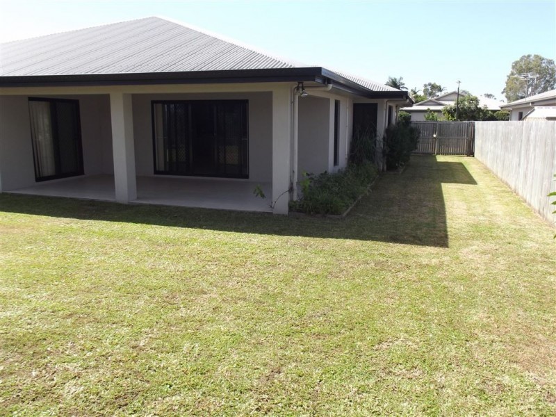 32 Monash Way, Ooralea QLD 4740