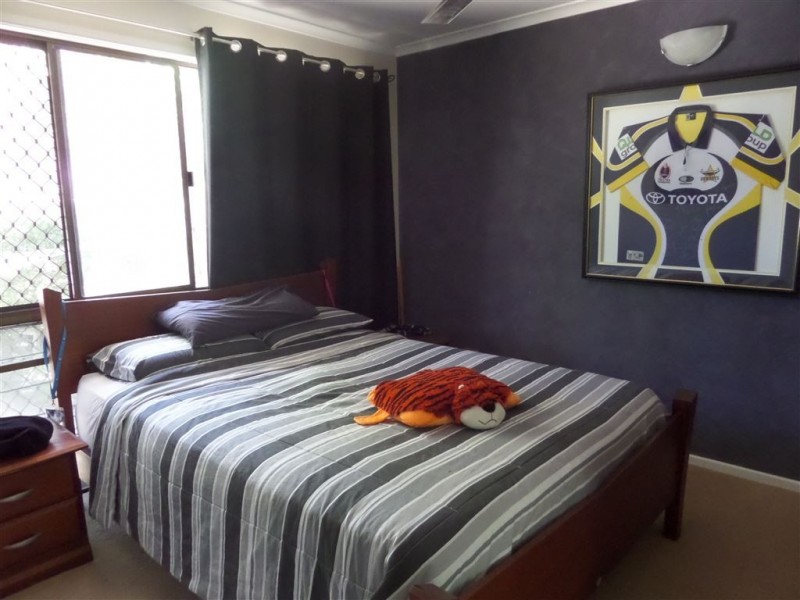 4 Blacksmith Street, Slade Point QLD 4740