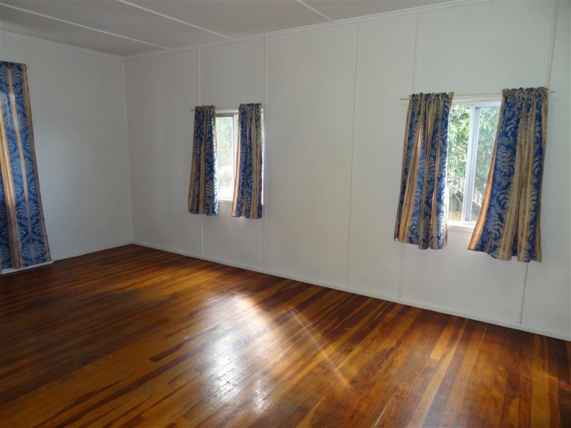 3 Schmidtkes Road, Ooralea QLD 4740