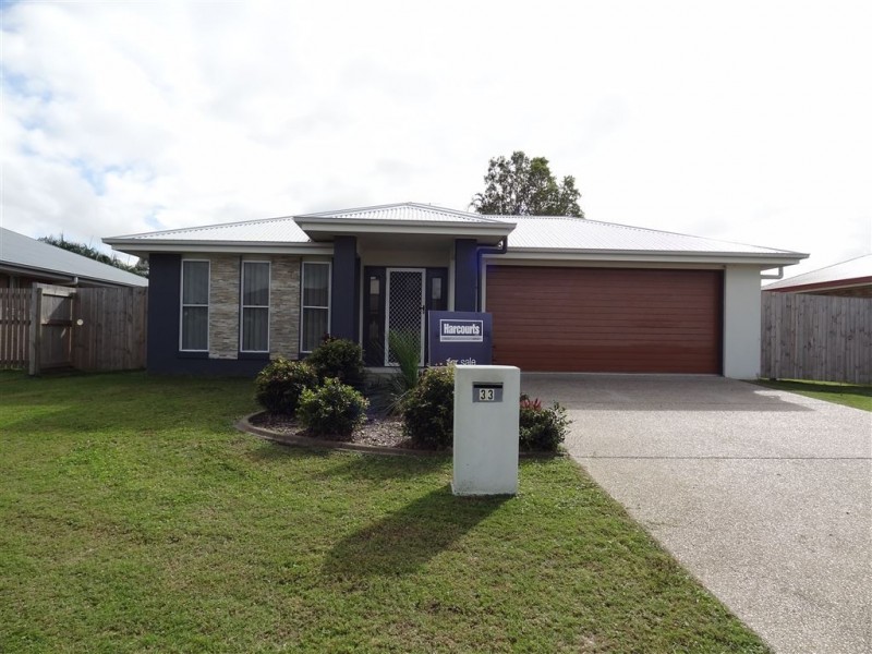 33 O’Neill Place, Marian QLD 4753
