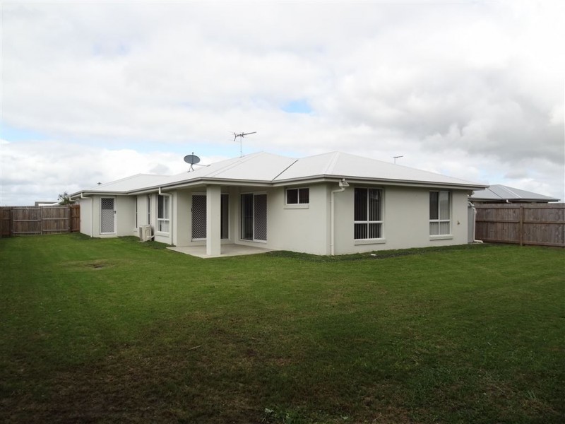 33 O’Neill Place, Marian QLD 4753