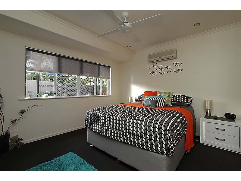 7 Portside Place, Shoal Point QLD 4750