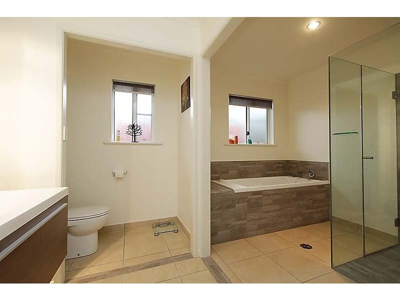 7 Portside Place, Shoal Point QLD 4750