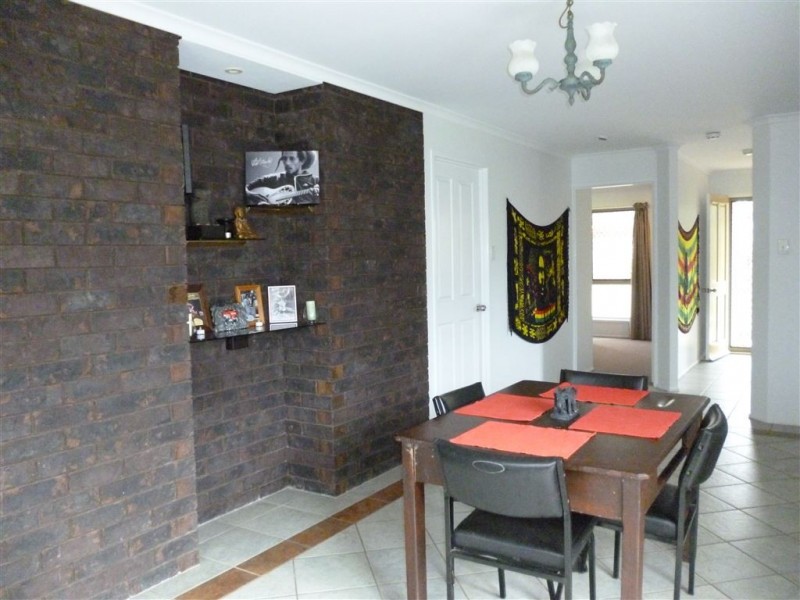 61 Broomdykes Drive, Beaconsfield QLD 4740