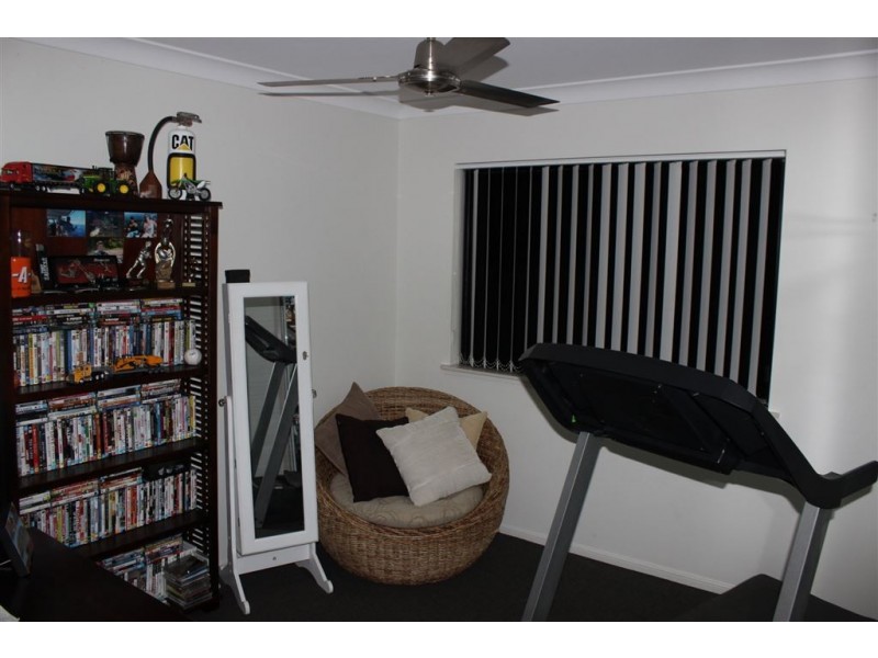 13 Katey Crescent, Mirani QLD 4754