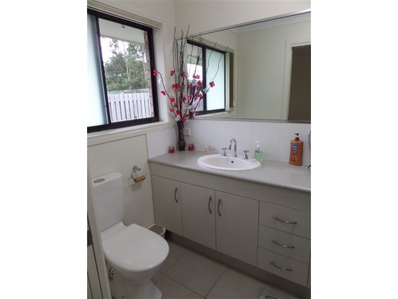 80 Dianella Drive, Glenella QLD 4740
