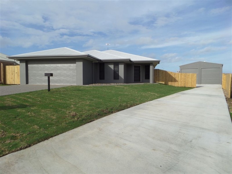 63 Hinze Circuit, Rural View QLD 4740