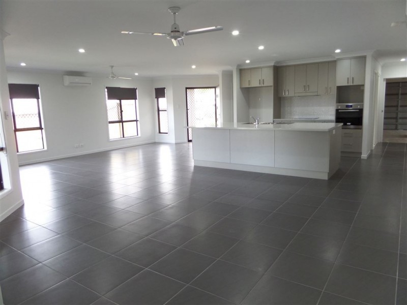 63 Hinze Circuit, Rural View QLD 4740