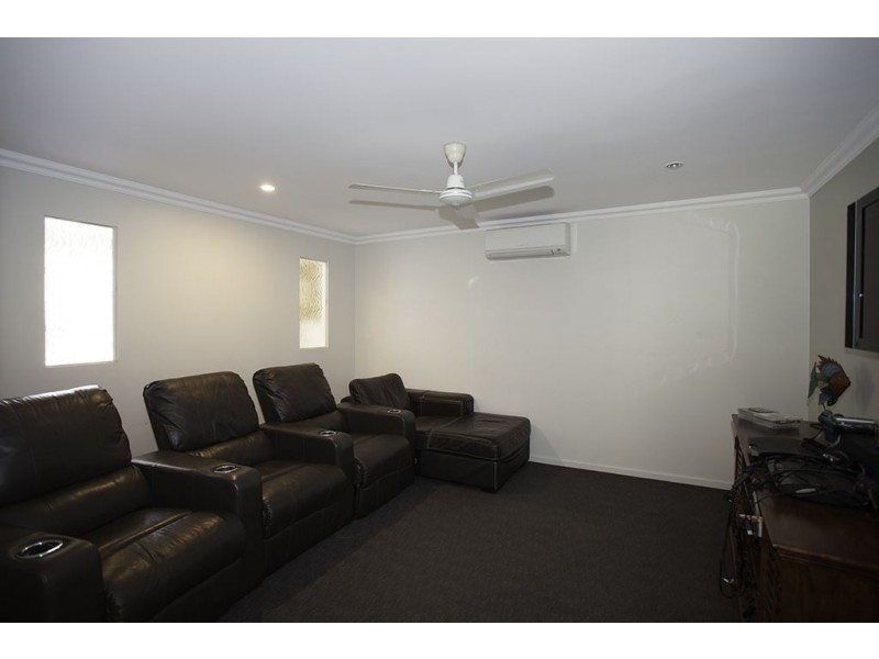 4 Polly Crescent, Richmond QLD 4740