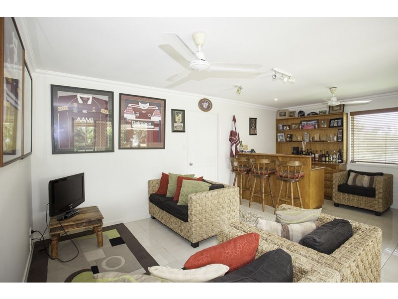 4 Polly Crescent, Richmond QLD 4740