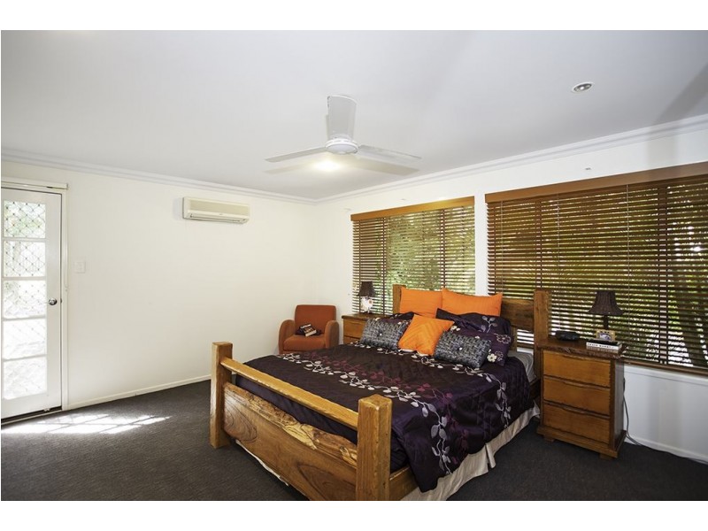 4 Polly Crescent, Richmond QLD 4740