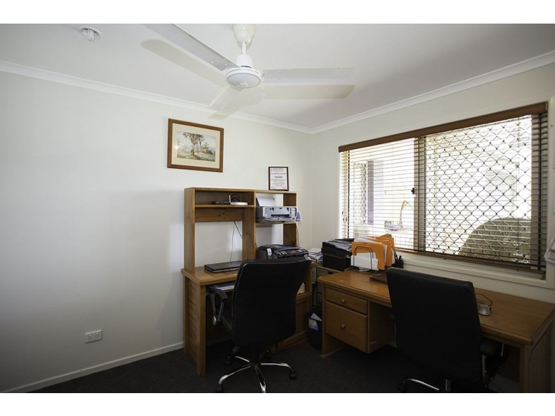 4 Polly Crescent, Richmond QLD 4740