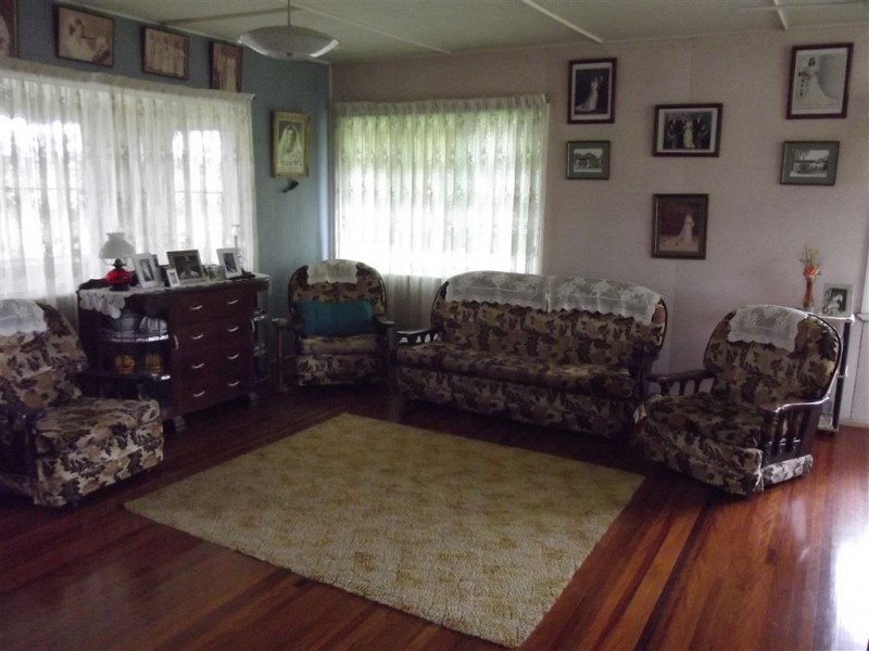 403 Pinnacle-Septimus Road, Pinnacle QLD 4741