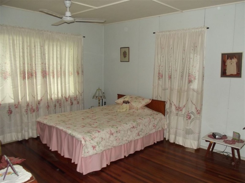 403 Pinnacle-Septimus Road, Pinnacle QLD 4741