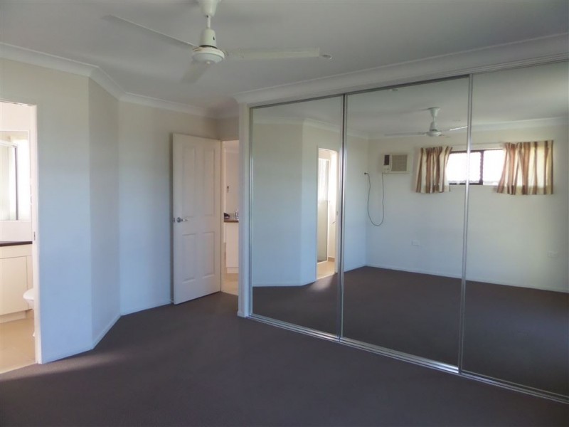 1 Hangan Street, Bucasia QLD 4750