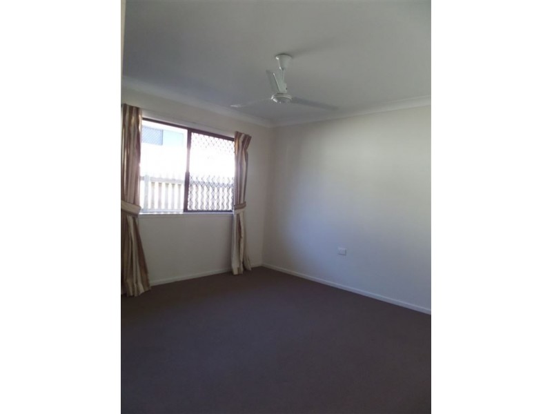 1 Hangan Street, Bucasia QLD 4750