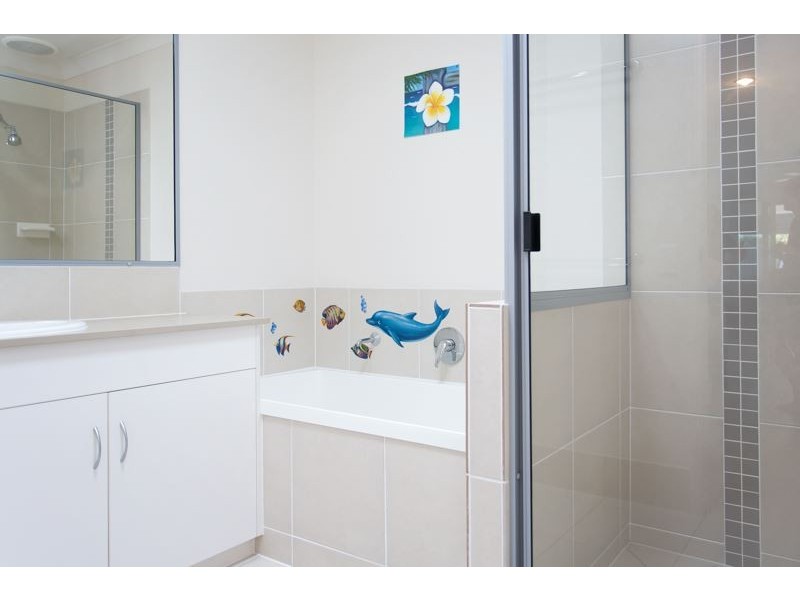 1/7 Whitehaven Drive, Blacks Beach QLD 4740