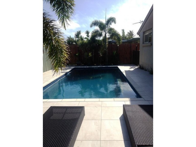 106 Rasmussen Avenue, Hay Point QLD 4740