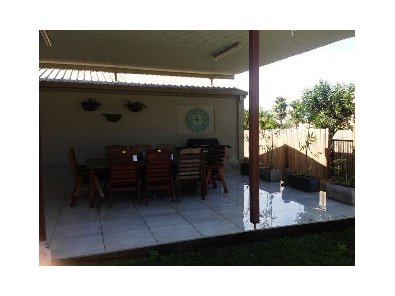 106 Rasmussen Avenue, Hay Point QLD 4740