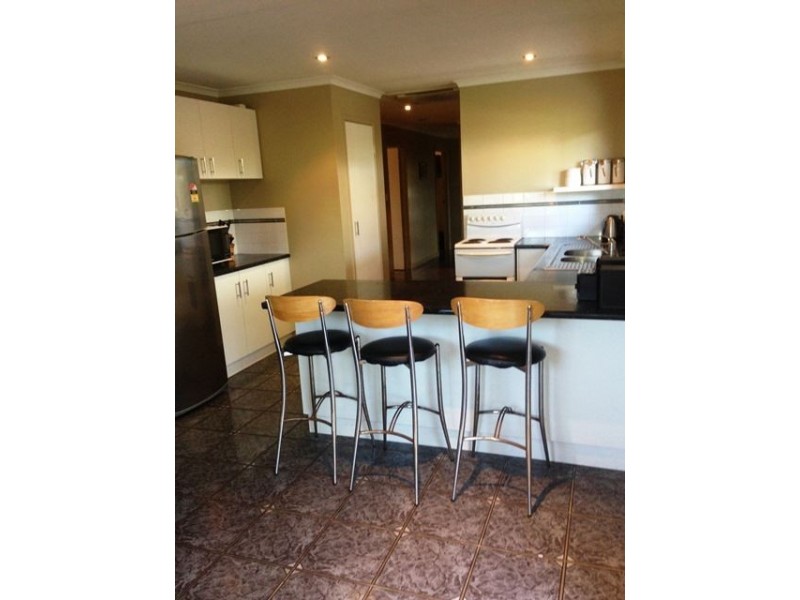 106 Rasmussen Avenue, Hay Point QLD 4740