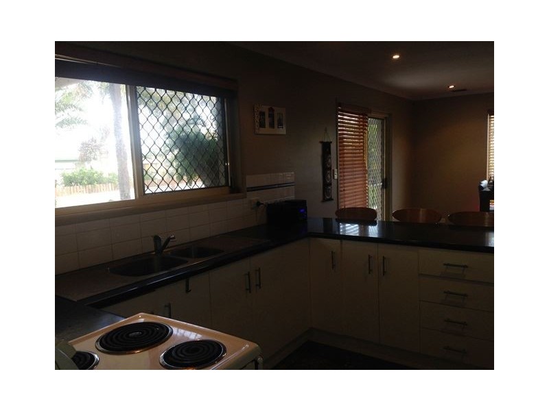 106 Rasmussen Avenue, Hay Point QLD 4740