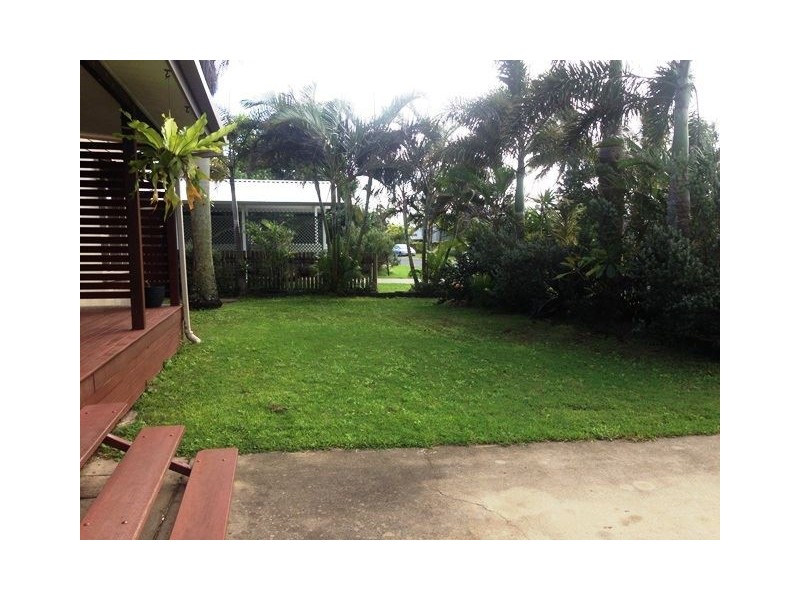 106 Rasmussen Avenue, Hay Point QLD 4740