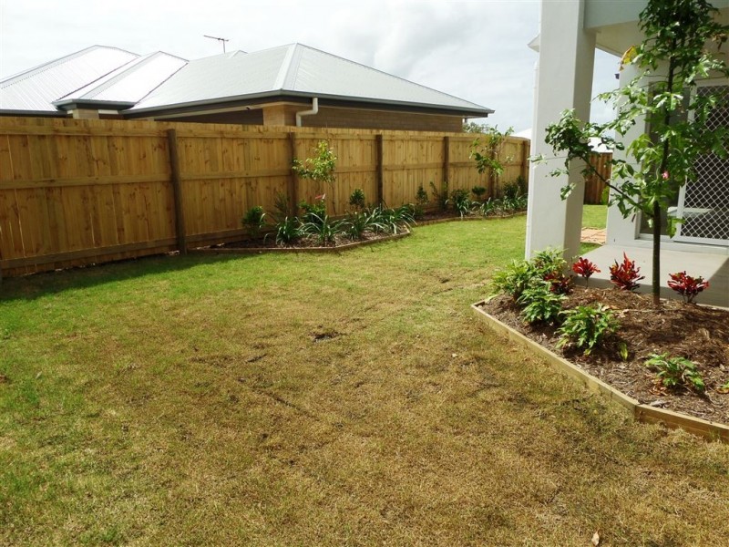 2/59 Hinze Circuit, Rural View QLD 4740