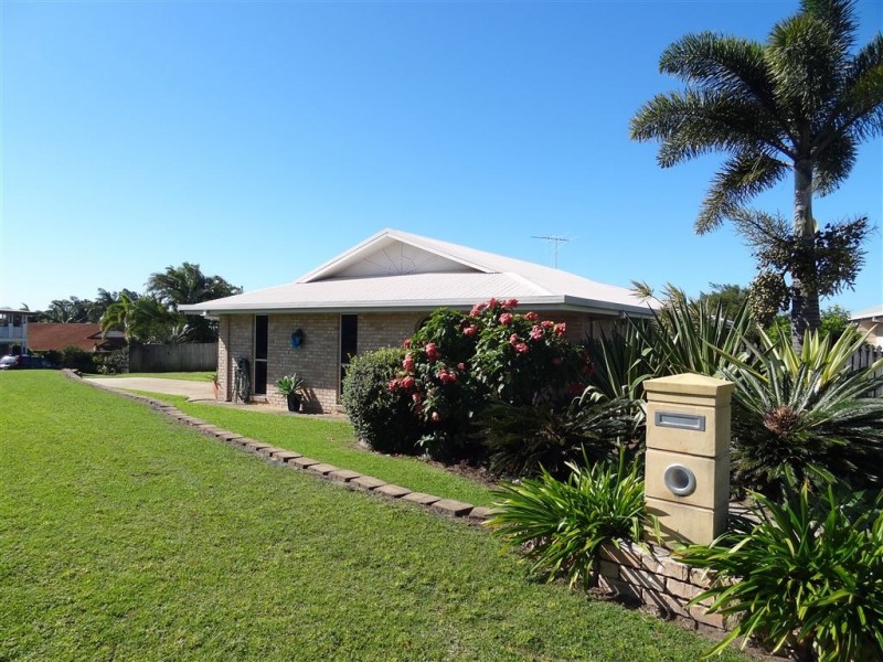 12 Theodore Crescent, Rural View QLD 4740