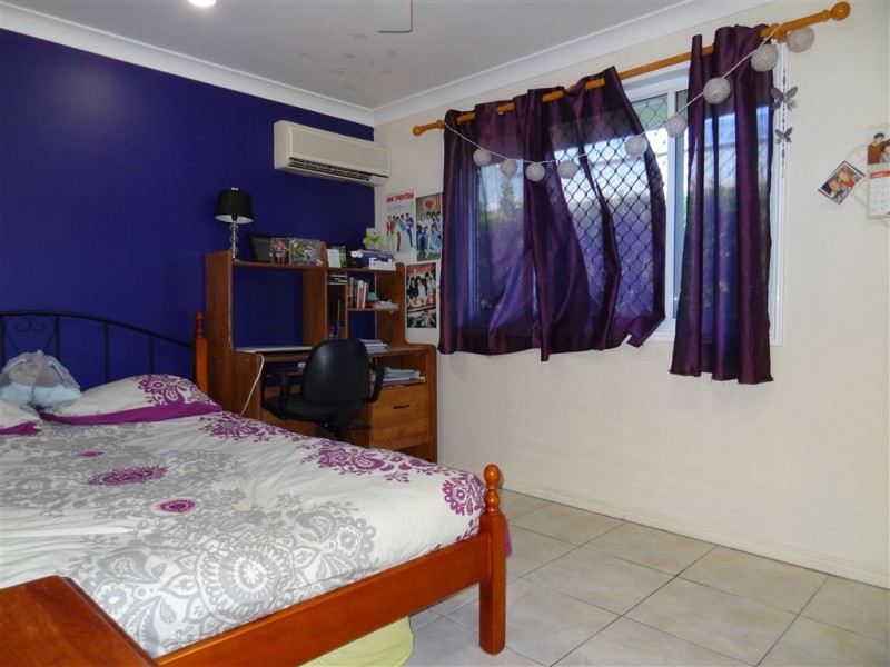 12 Theodore Crescent, Rural View QLD 4740