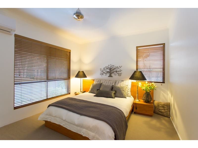120 Mango Avenue, Eimeo QLD 4740