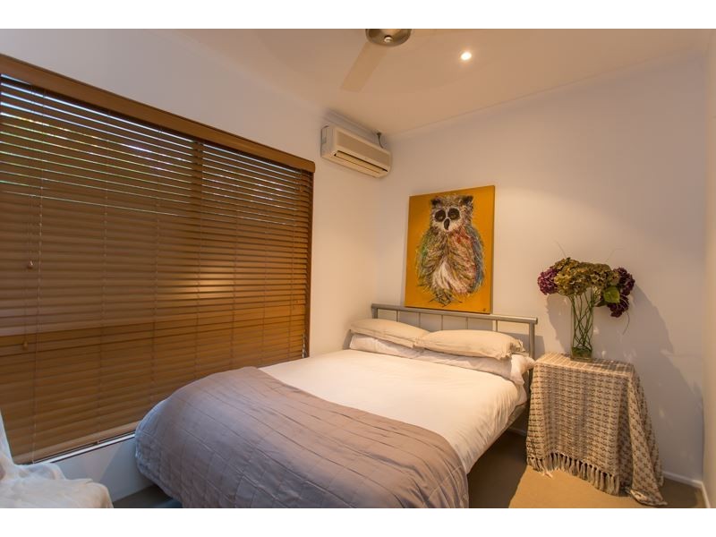 120 Mango Avenue, Eimeo QLD 4740