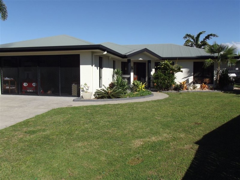 14 Starboard Circuit, Shoal Point QLD 4750