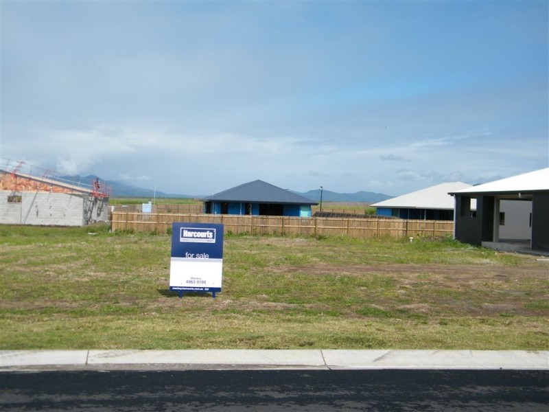 51 Hoffman Drive, Marian QLD 4753