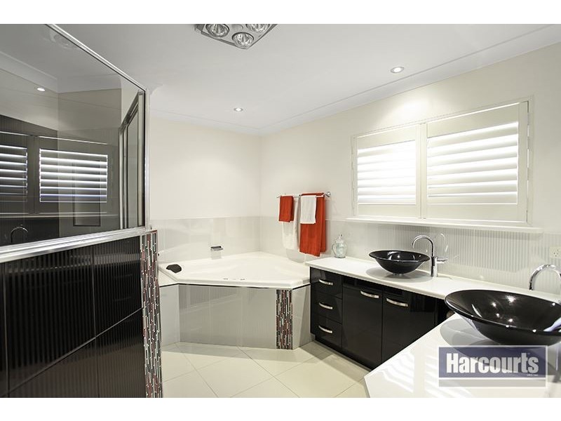 13 Shuttlewoood Drive, Richmond QLD 4740