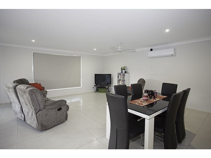 2 Hinze Circuit, Rural View QLD 4740