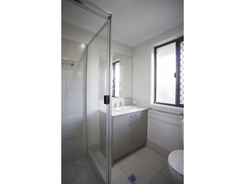 2 Hinze Circuit, Rural View QLD 4740