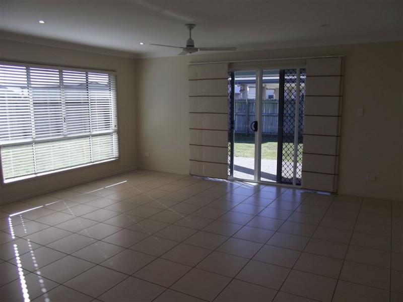 9 Canecutters Drive, Ooralea QLD 4740