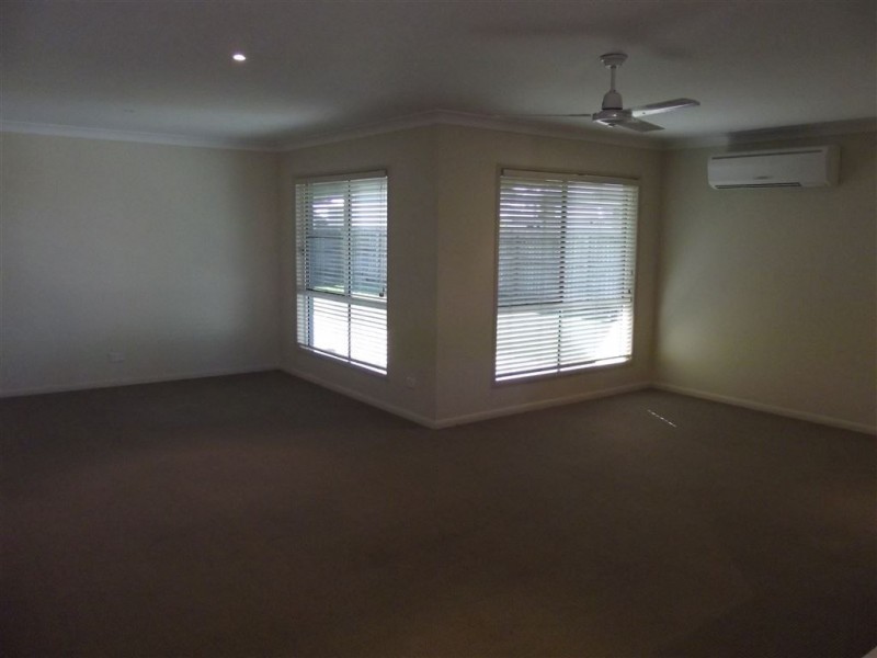 9 Canecutters Drive, Ooralea QLD 4740